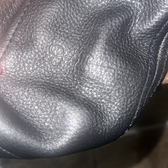 Jessica Simpson leather purse very nice - Picture 9 of 11